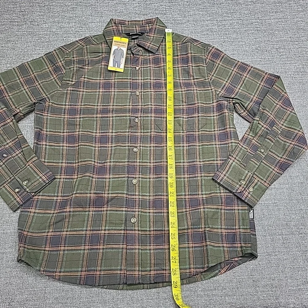 Eddie Bauer Mens Flannel Shirt Medium Size Green Button Front Long Sleeves Top